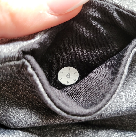 🍋Lululemon Hit It 21" Crop - Picture 12 of 13